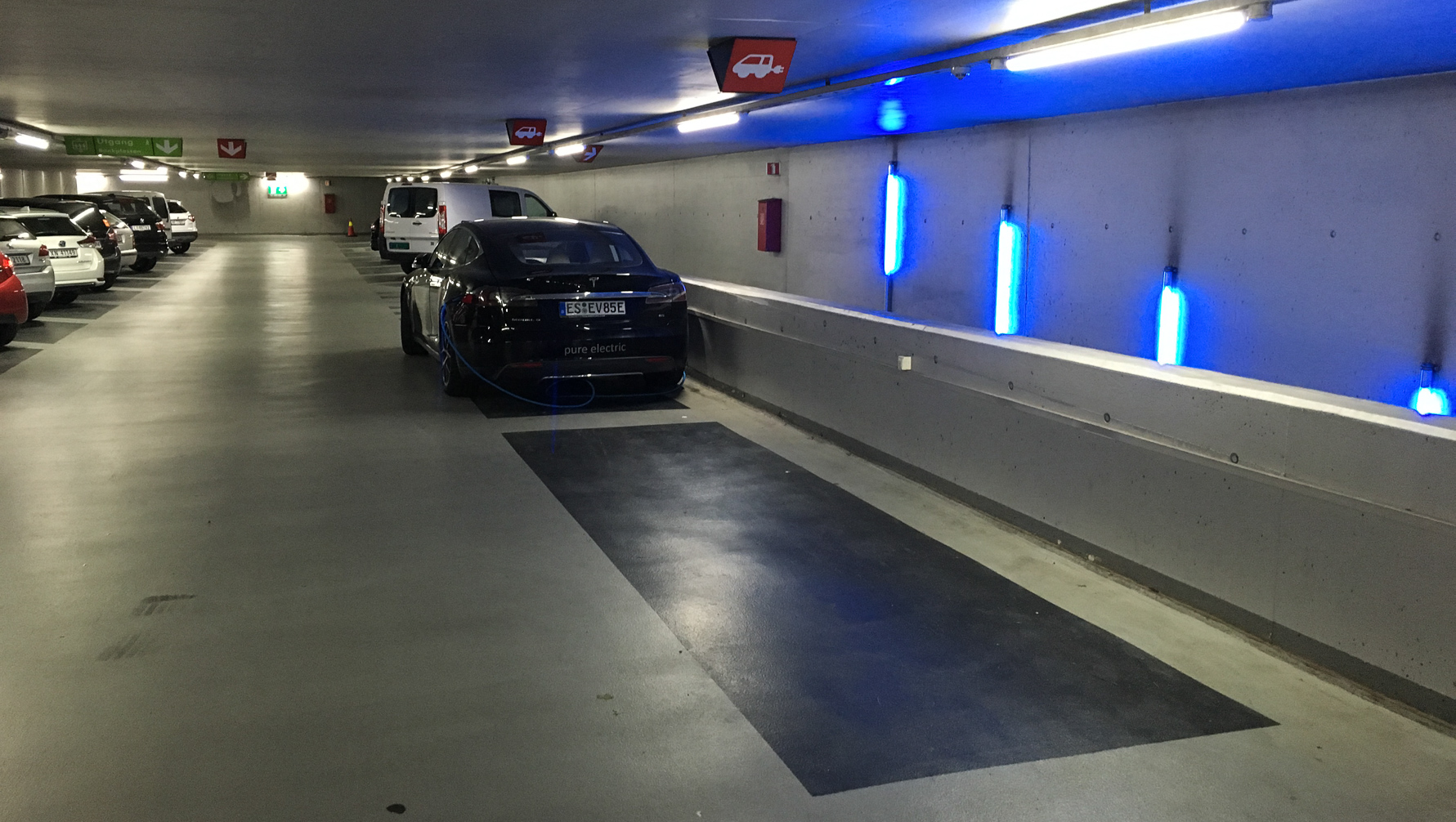 TG mit freien Schuko Ladesteckdosen