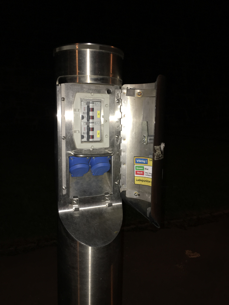 so einfach geht das... 2 x Fi/LS + 2 x Schuko