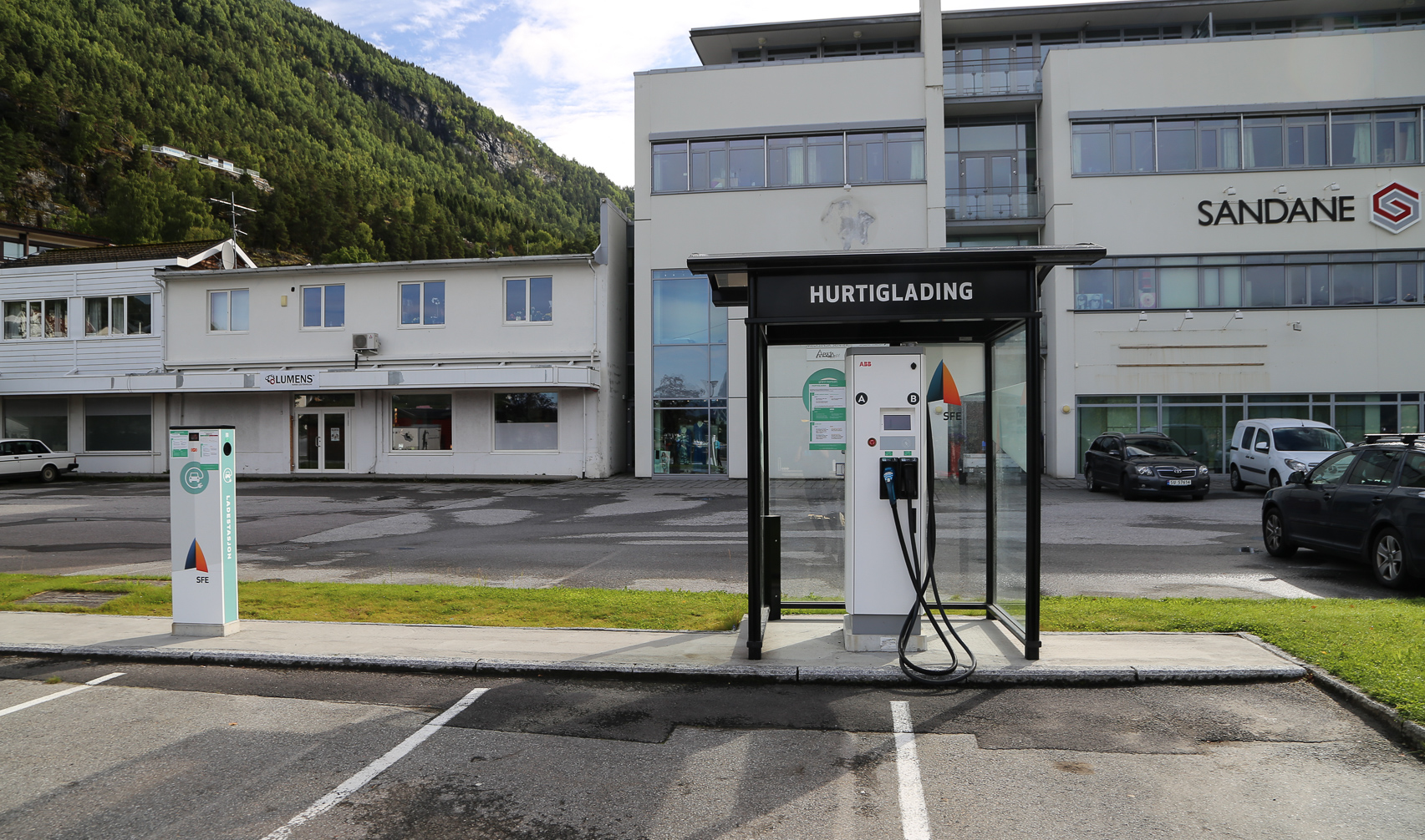 neben Tesla auch immer Lader für die "anderen"