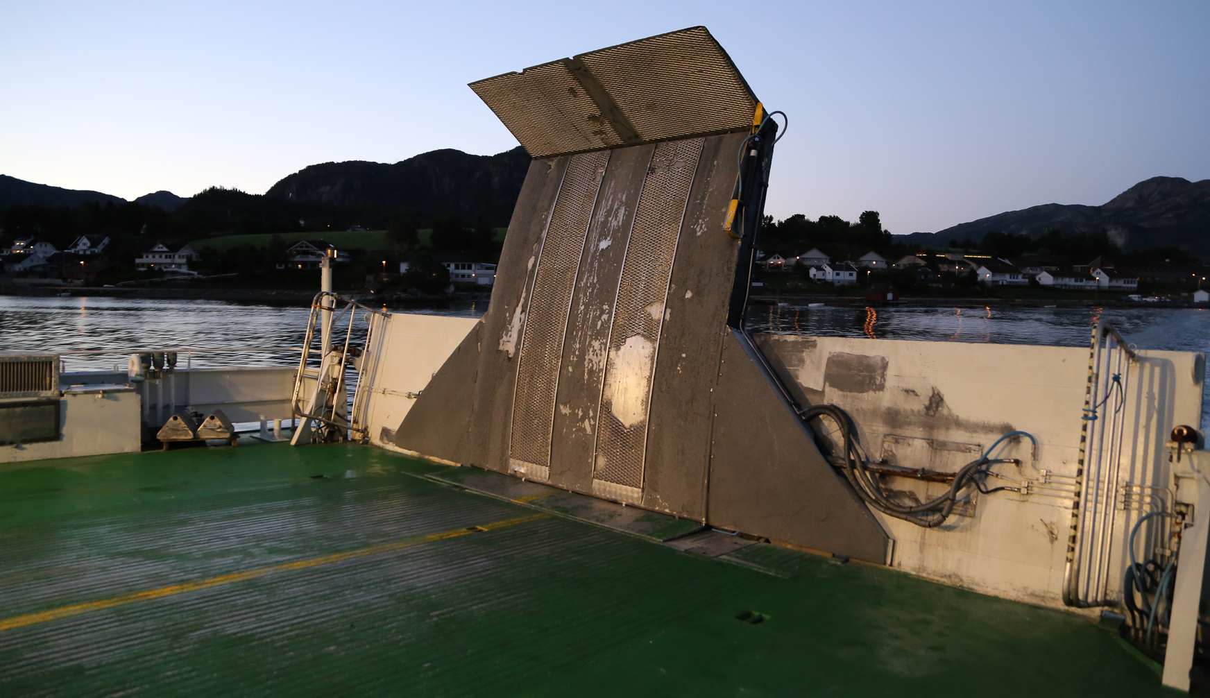 Hier wurde es eng mit dem Tesla...